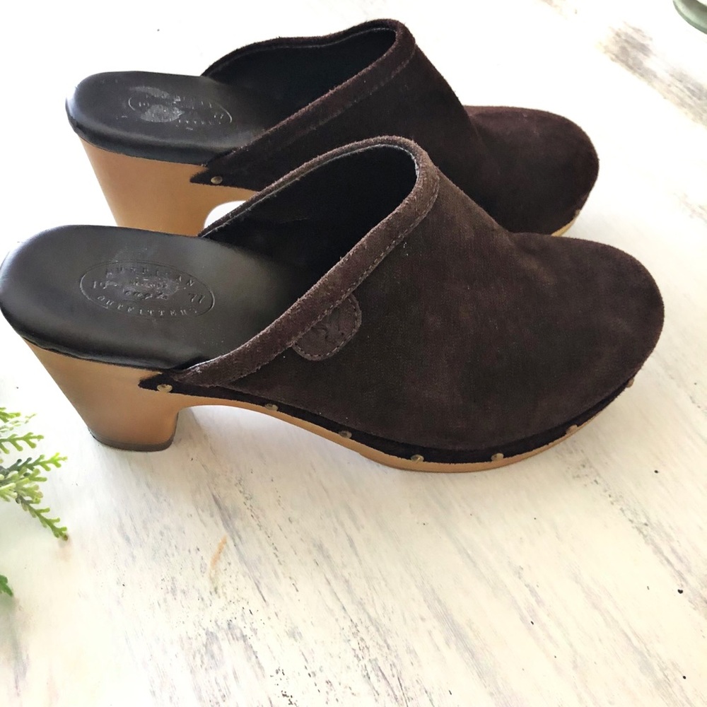 American Eagle Suede Clog Heels - Picture 2 of 8